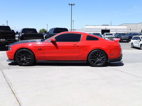 Used 2012 Ford Mustang GT RWD image 3