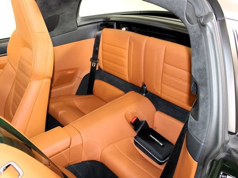 Certified 2026 Porsche 911 Targa 4 GTS AWD/4WD image 23