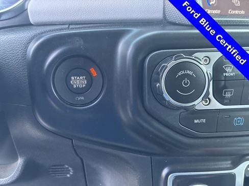 Used 2022 Jeep Wrangler Unlimited Sahara image 15