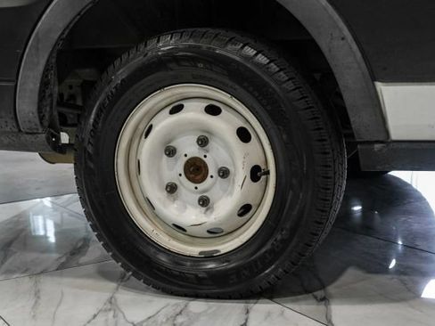 Used 2019 Ford Transit 150 148 Medium Roof RWD image 41