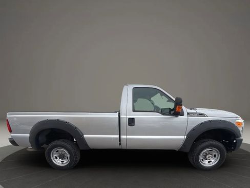 Used 2016 Ford F350 XL image 4