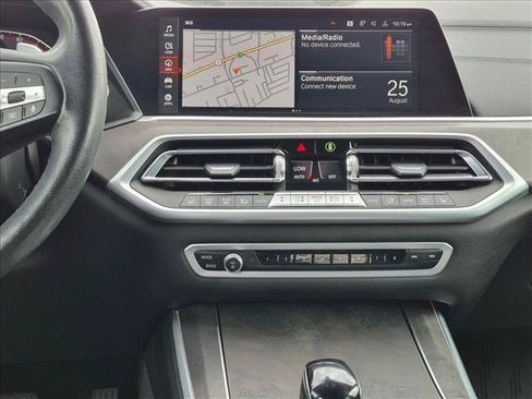 Used 2022 BMW X5 xDrive40i AWD/4WD image 15