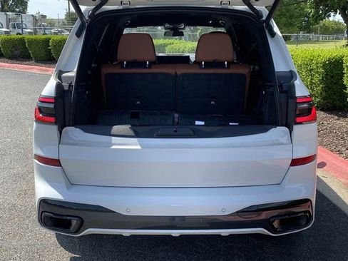 Used 2024 BMW X7 xDrive40i w/ Executive Package AWD/4WD image 7