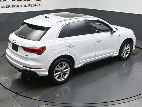 Used 2025 Audi Q3 2.0T Premium AWD/4WD image 42