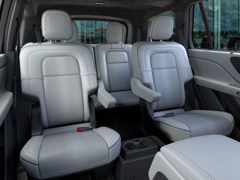 New 2025 Lincoln Aviator Black Label image 11