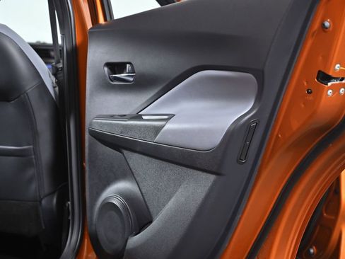 Used 2021 Nissan Kicks SR w/ SR Premium Package image 29