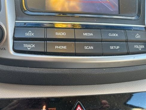 Used 2016 Hyundai Tucson SE w/ Option Group 02 image 18