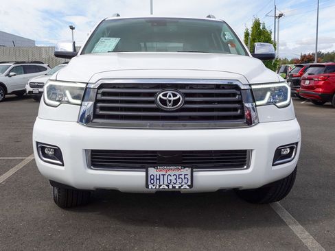 Used 2019 Toyota Sequoia Limited image 2