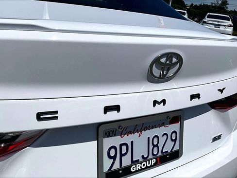 Used 2025 Toyota Camry SE FWD image 30