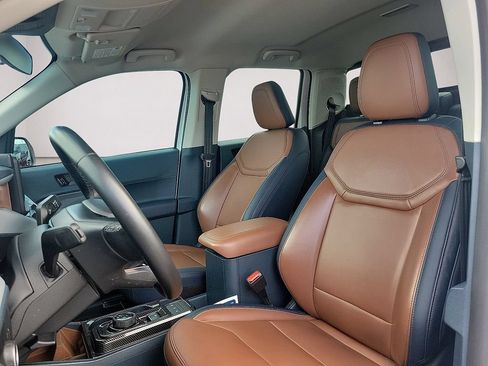 Used 2023 Ford Maverick Lariat w/ Lariat Luxury Package FWD image 11