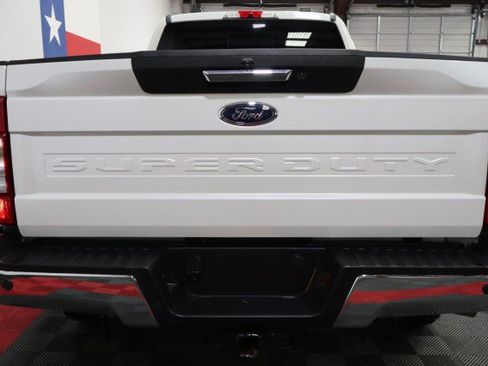Used 2020 Ford F250 Lariat w/ Lariat Value Package AWD/4WD image 26