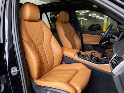 Used 2023 BMW X5 sDrive40i w/ M Sport Package RWD image 30
