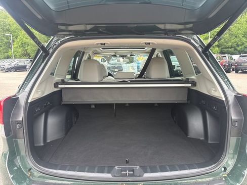 Certified 2023 Subaru Forester Premium AWD/4WD image 32