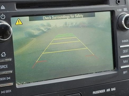 Used 2017 Chevrolet Traverse LT image 24