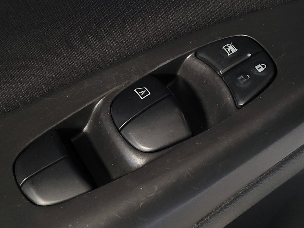 Used 2019 Nissan Sentra S FWD image 27