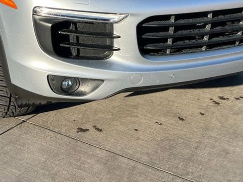 Used 2018 Porsche Cayenne Platinum Edition image 6