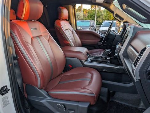 Used 2022 Ford F450 Platinum image 16