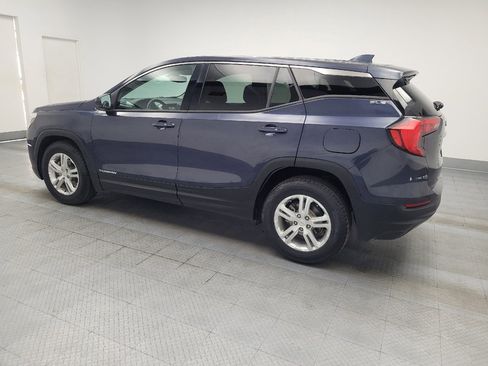 Used 2018 GMC Terrain SLE FWD image 3