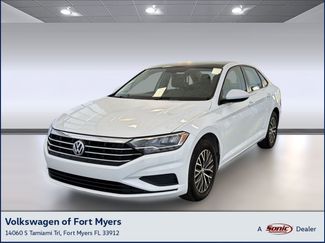 Used 2021 Volkswagen Jetta SE w/ SE Cold Weather Package video 1