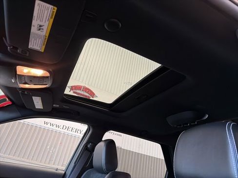 Used 2022 Dodge Durango SRT w/ Technology Group image 31