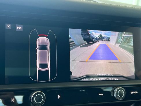 Certified 2024 Porsche Macan S AWD/4WD image 20