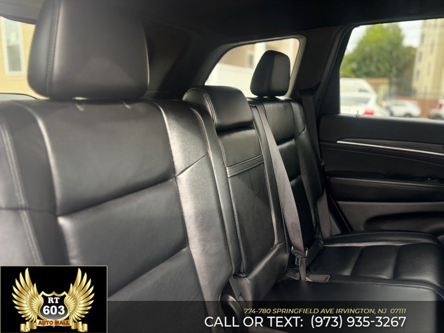 Used 2019 Jeep Grand Cherokee Limited w/ Trailer Tow Group IV AWD/4WD image 12