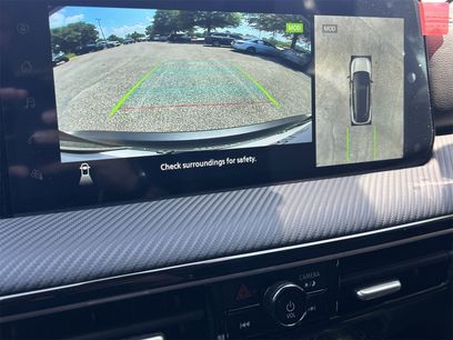 New 2025 Nissan Kicks SR w/ SR Premium Package