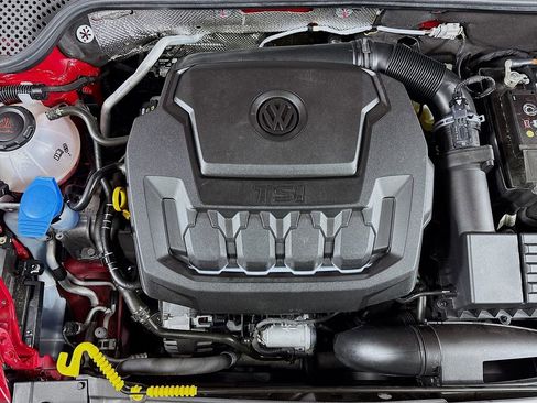 Used 2019 Volkswagen Beetle 2.0T S image 30