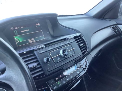 Used 2016 Honda Accord Sport image 17