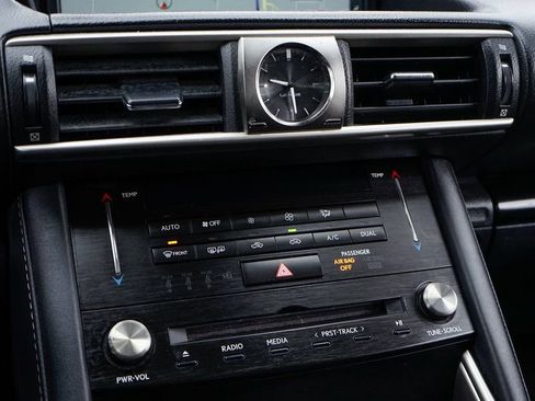 Used 2018 Lexus IS 300 AWD w/ Comfort Package image 30