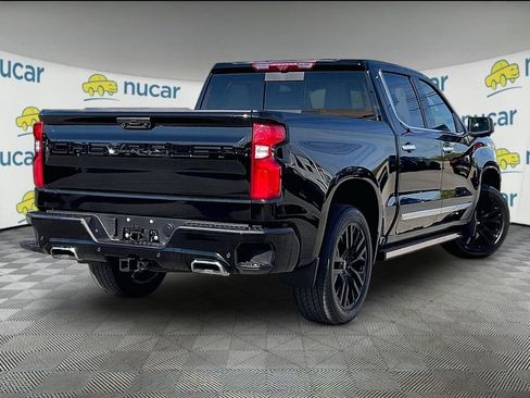 Used 2025 Chevrolet Silverado 1500 High Country w/ Technology Package AWD/4WD image 6