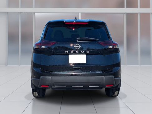 New 2026 Nissan Rogue SV FWD image 4