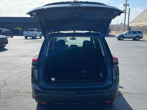 New 2026 Nissan Rogue SV image 11