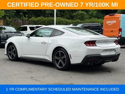 Used 2025 Ford Mustang Premium RWD image 6