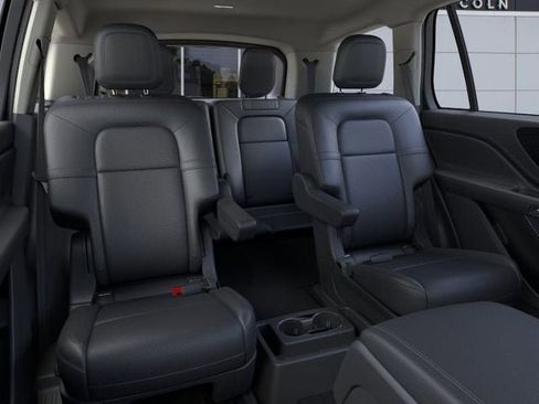 New 2026 Lincoln Aviator 2WD image 11