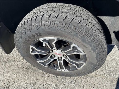Used 2023 GMC Canyon AT4 w/ Canyon Safety Plus Package image 10
