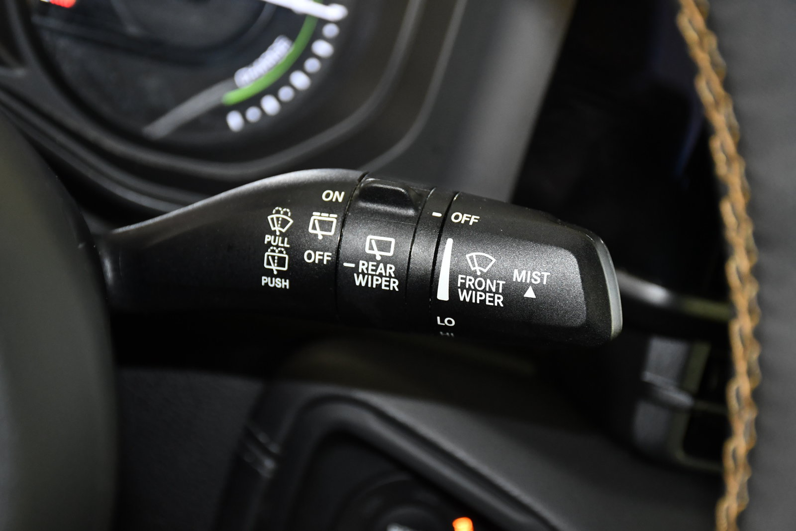 Used 2024 Jeep Wrangler Unlimited Sahara AWD/4WD image 23