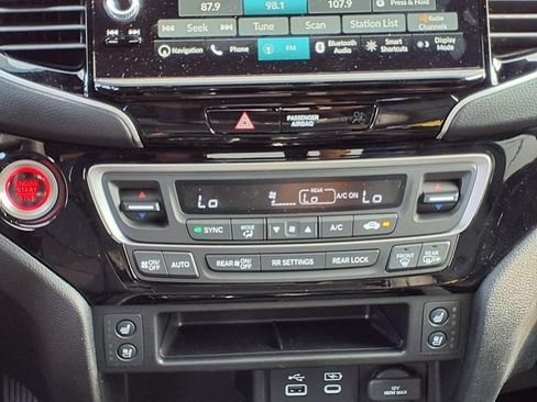 New 2026 Honda Ridgeline Black Edition image 14