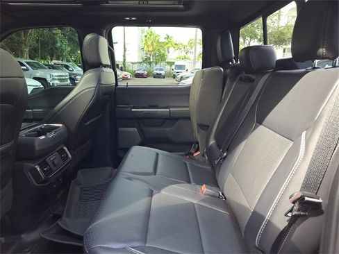 Used 2022 Ford F150 Lariat w/ Equipment Group 502A High image 6