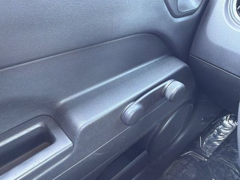 Used 2014 Jeep Patriot Sport AWD/4WD image 13