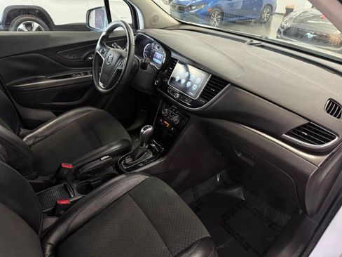 Used 2019 Buick Encore Preferred w/ Safety Package FWD image 18