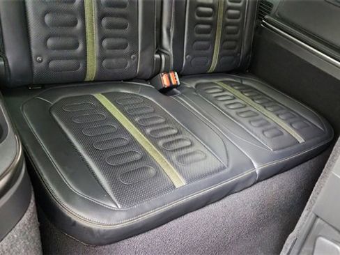 Used 2025 Rivian R1S Adventure image 30