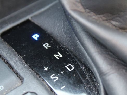 Used 2022 Toyota RAV4 XLE image 35