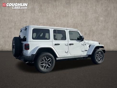 New 2026 Jeep Wrangler Unlimited Sahara w/ Safety Group AWD/4WD image 10