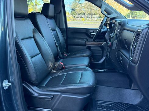 Used 2020 Chevrolet Silverado 2500 LT w/ Convenience Package image 14