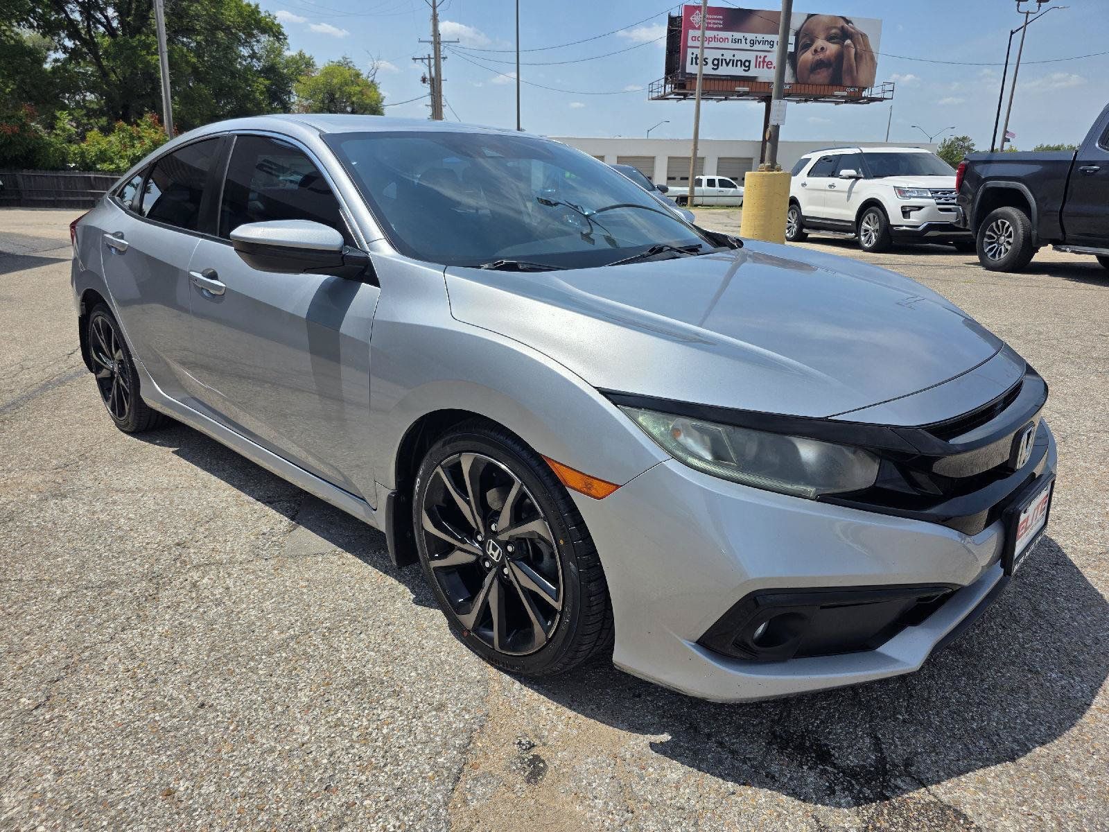 Used 2019 Honda Civic Sport image 3