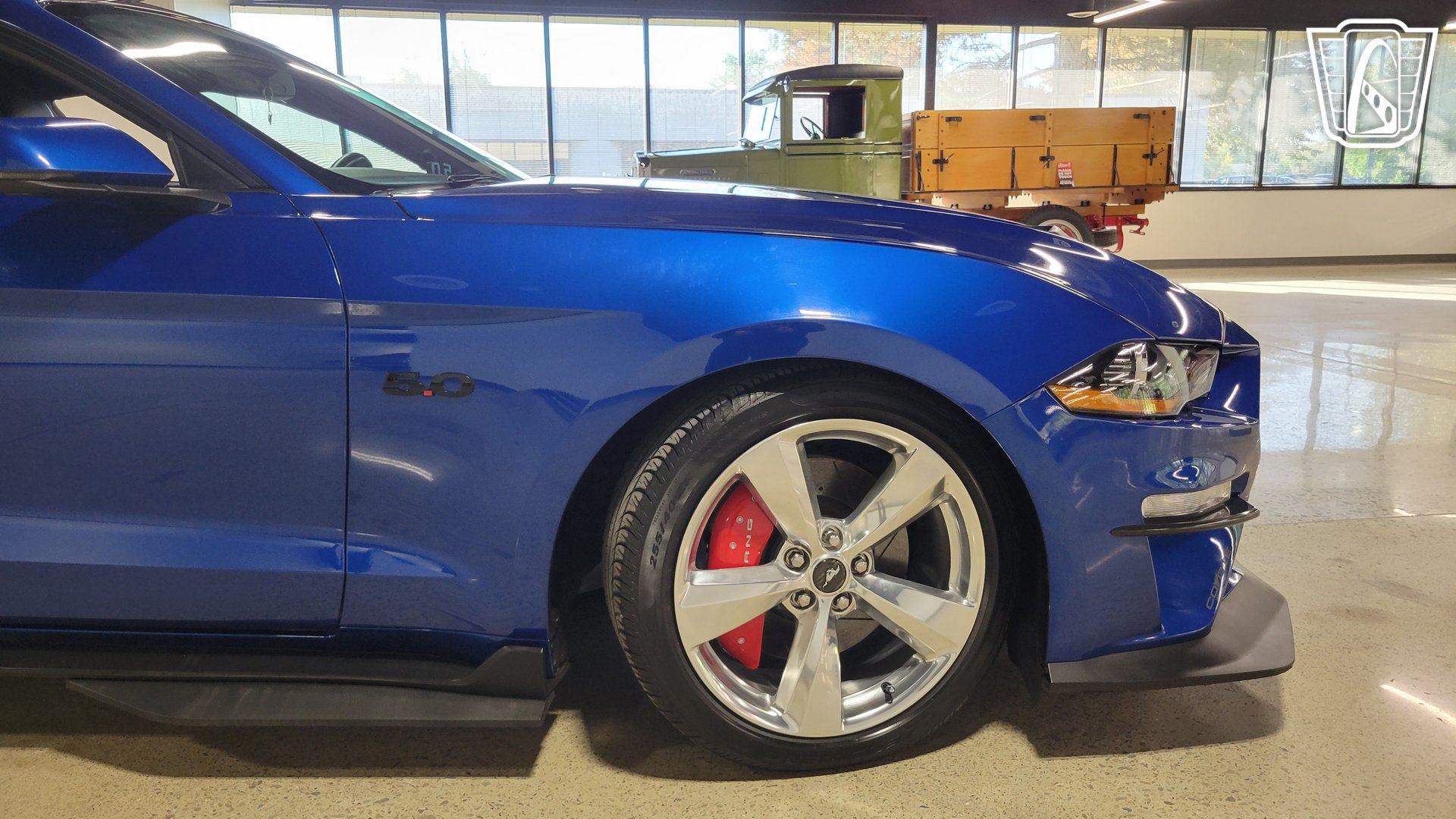 Used 2018 Ford Mustang GT Premium RWD image 38