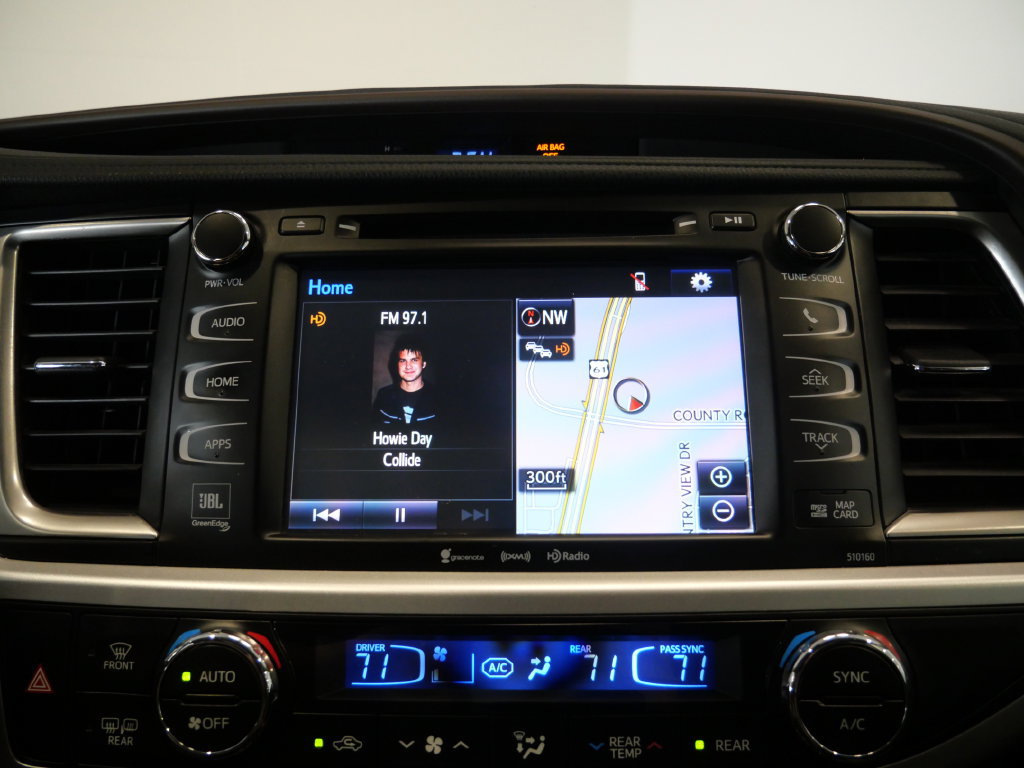 Used 2016 Toyota Highlander Limited AWD/4WD image 21