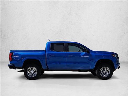 Used 2023 Chevrolet Colorado LT w/ LT Convenience Package AWD/4WD image 4