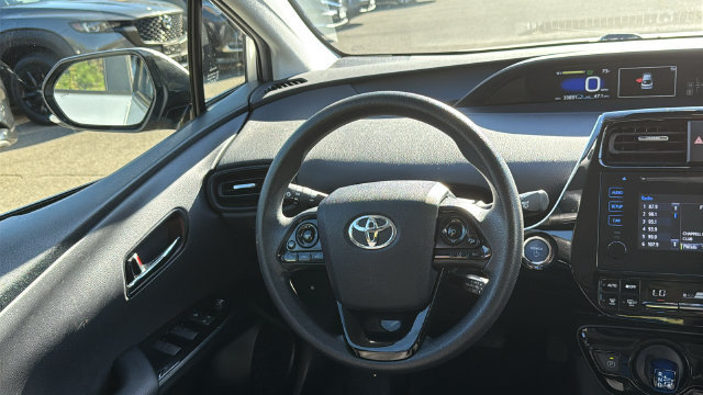 Certified 2019 Toyota Prius LE AWD/4WD image 22